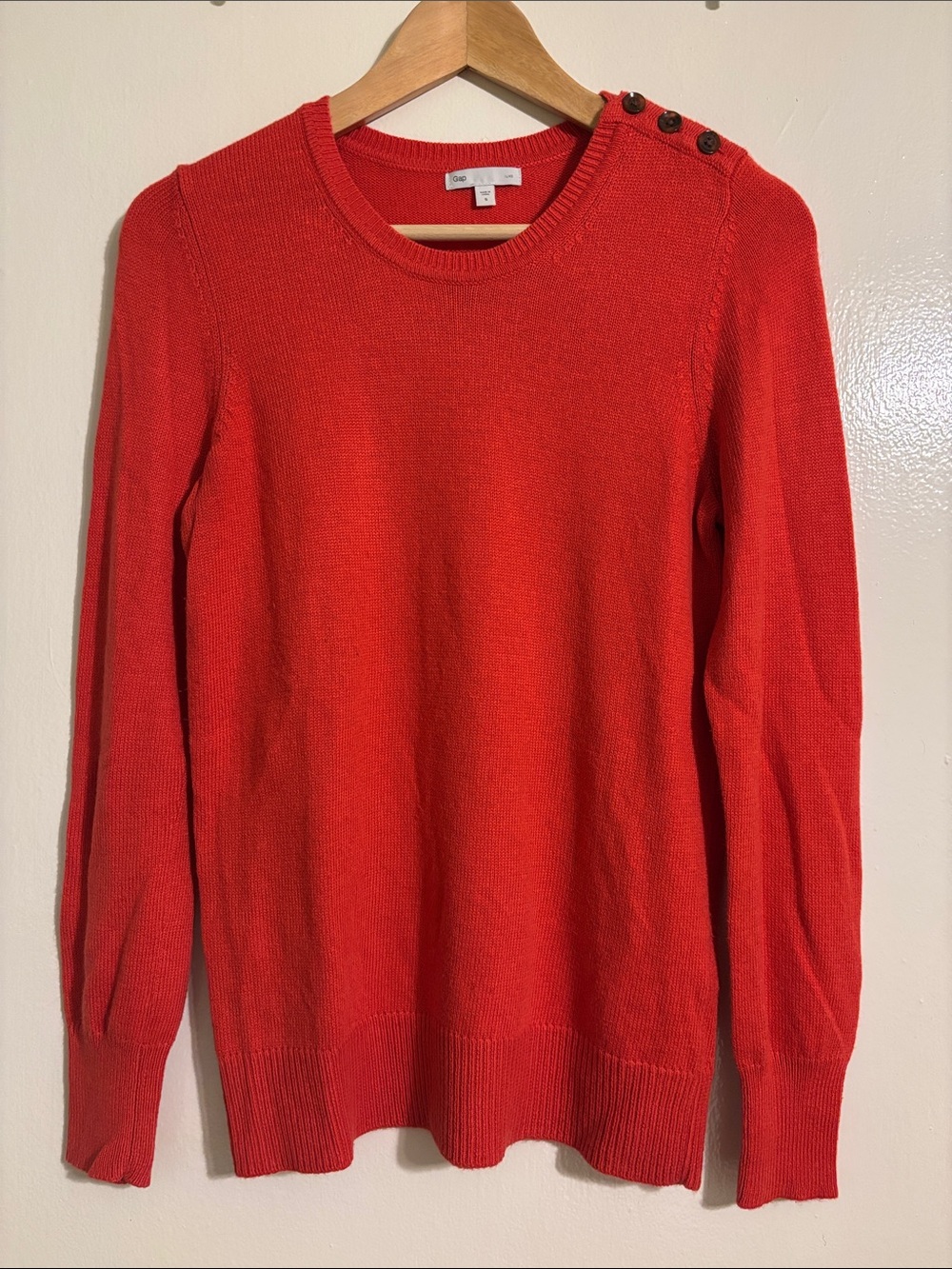 Women’s GAP Dark Pink Button-Shoulder Sweater